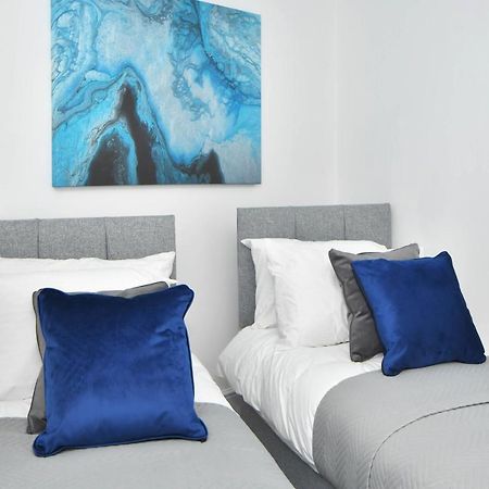 Westport Road Apartment Stoke-on-Trent Екстериор снимка